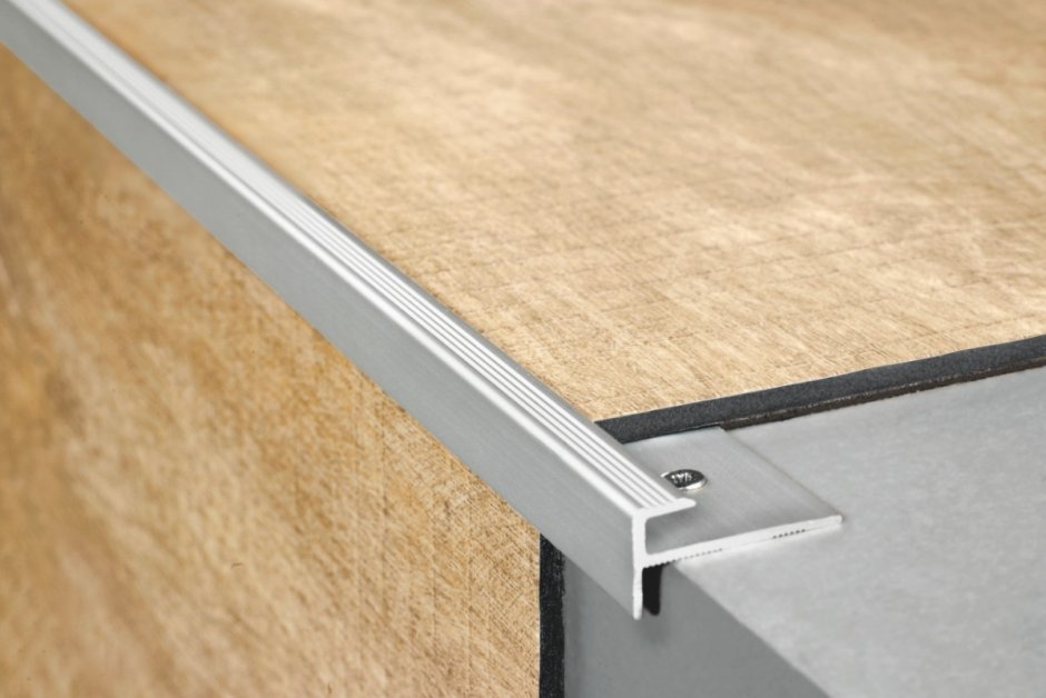 Алюминиевый анодированный т-образный профиль т 20