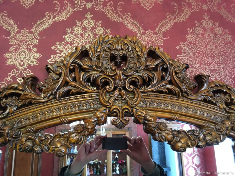 Зеркало в стиле Барокко