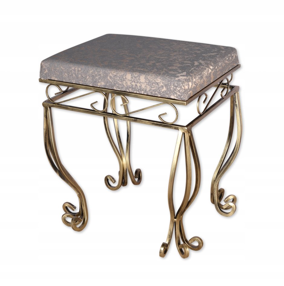 Табурет в прихожую