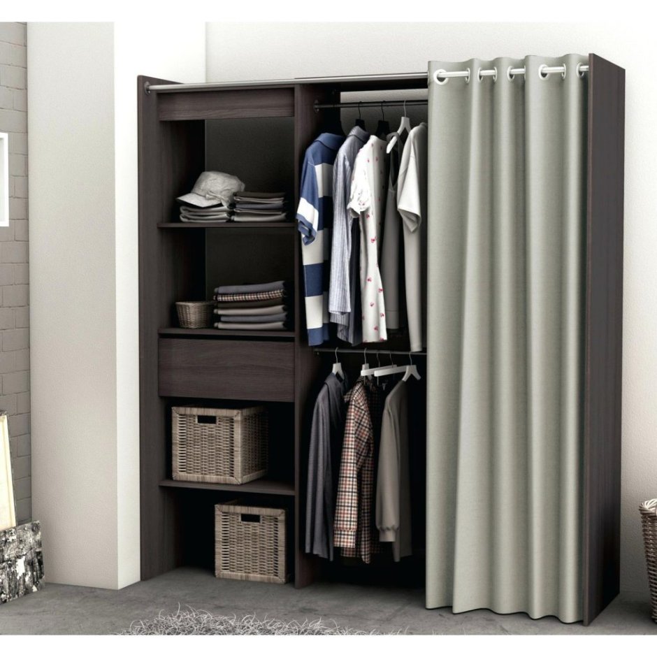 Встроенный шкаф со шторой