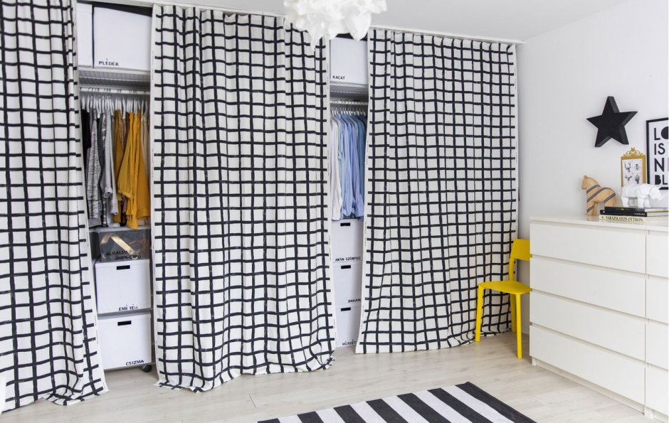 Встроенный шкаф со шторой