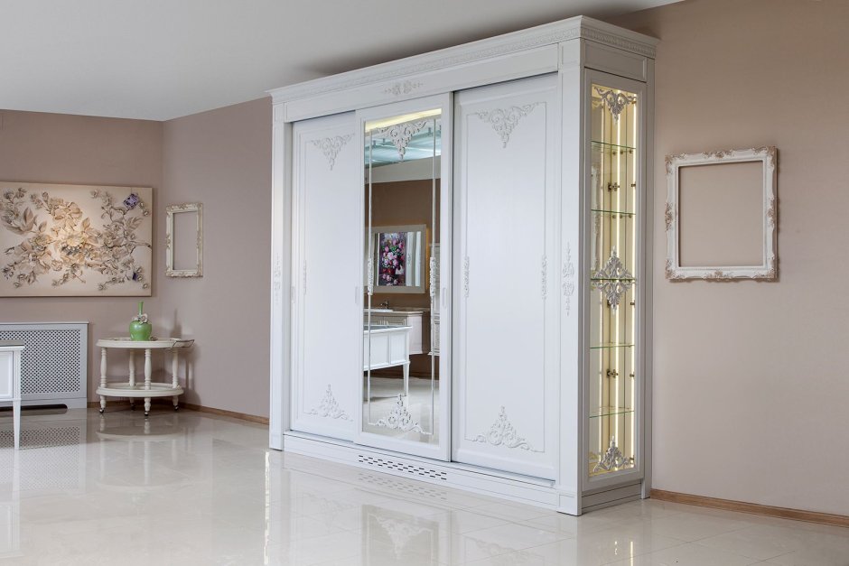 Шкаф распашной угловой под дерево