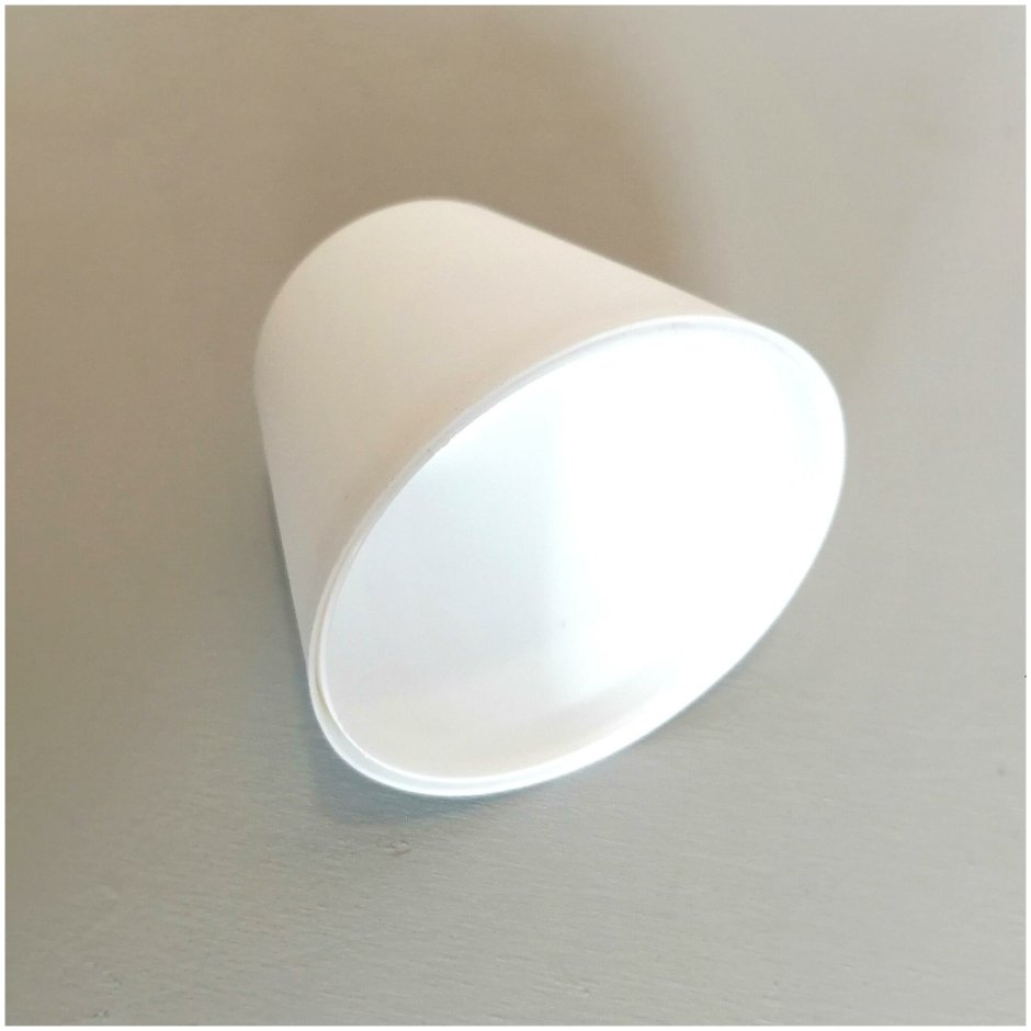 Потолочная чаша для светильников пластик