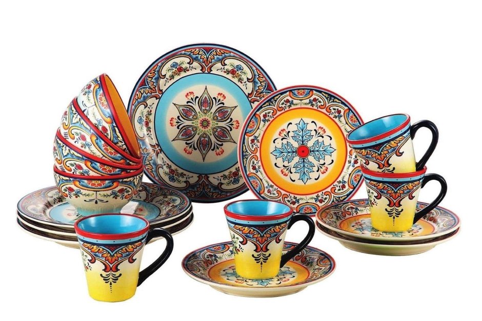 Разноцветная керамическая посуда