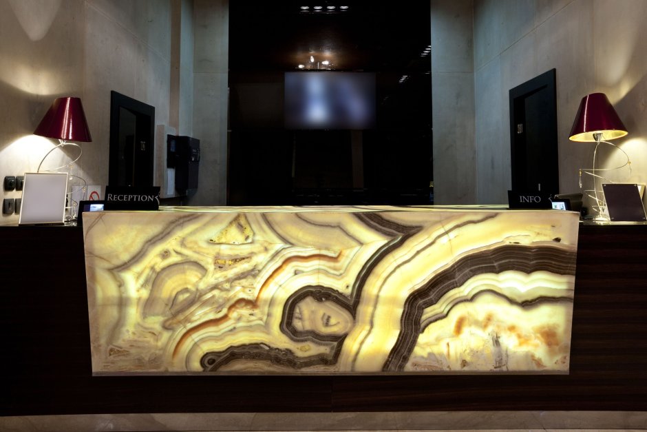 Каменный шпон под Оникс