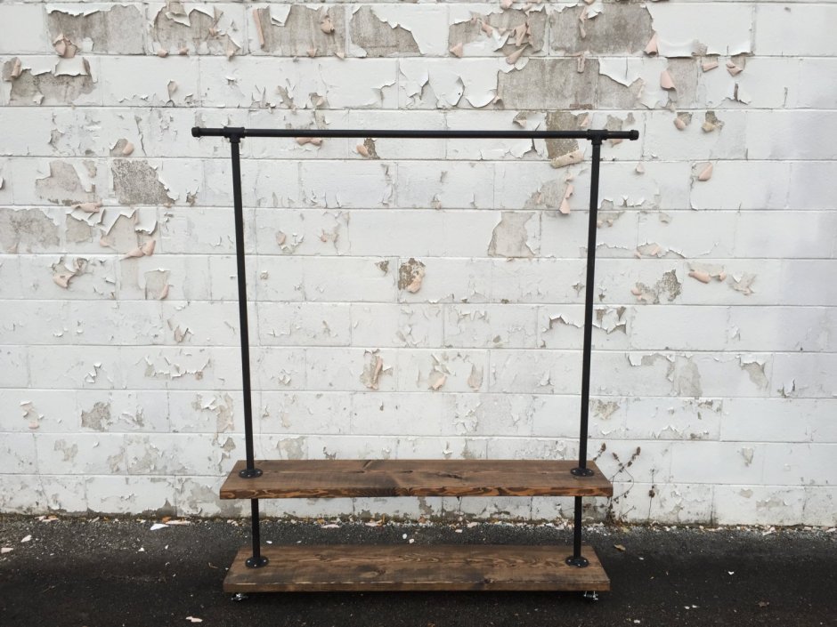 Оригинальные вешалки в прихожую