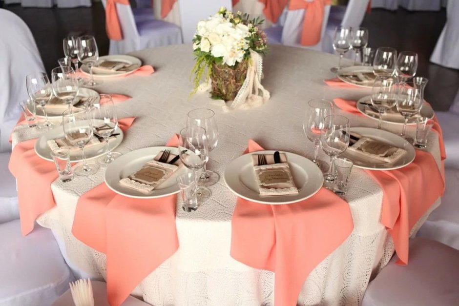 Ресторанный столик