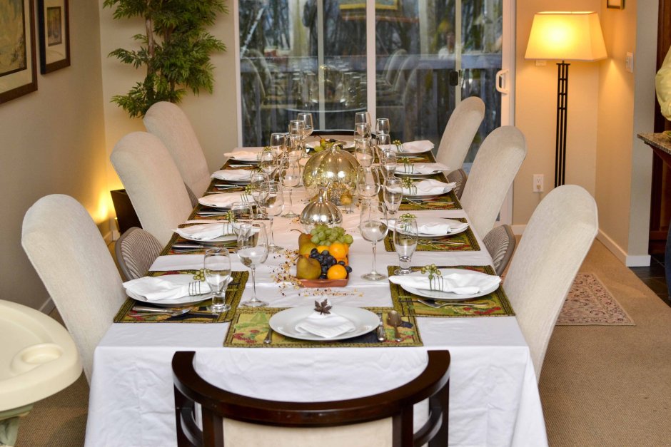 Сервировка праздничного стола