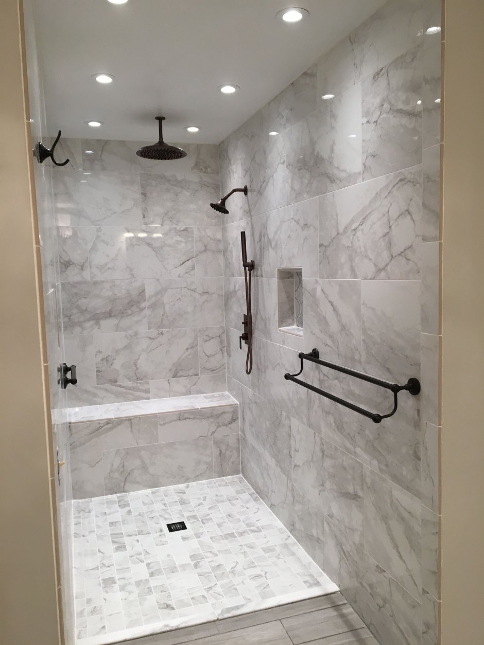 Душевая комната без кабины под мрамор