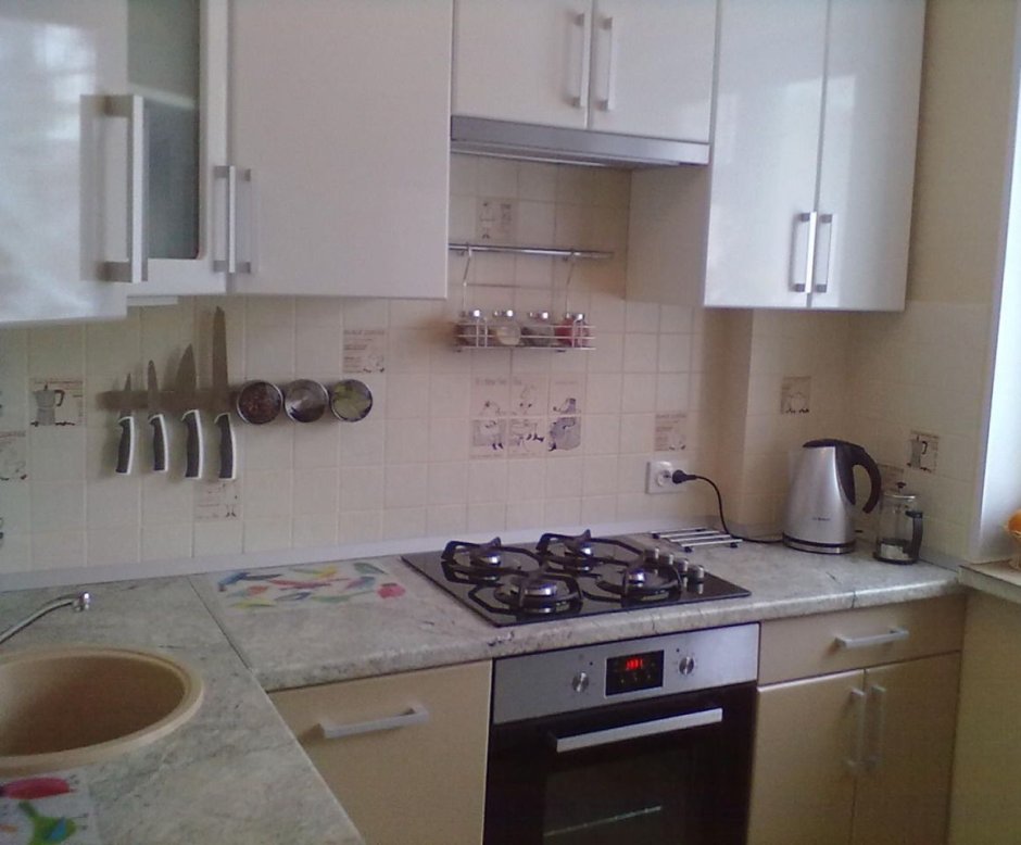 Кухня 12 кв м с газовым котлом