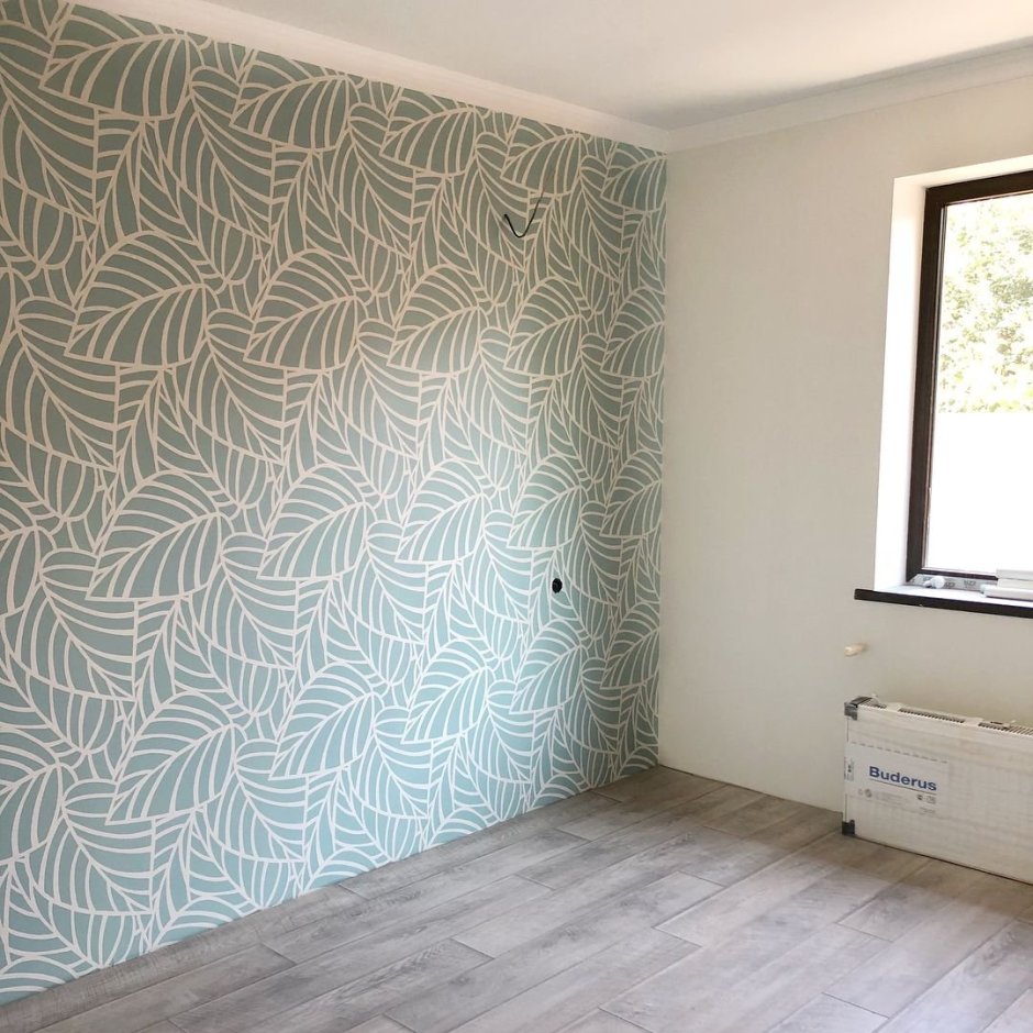 Поклеить обои