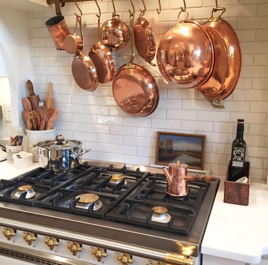 Медная посуда в интерьере