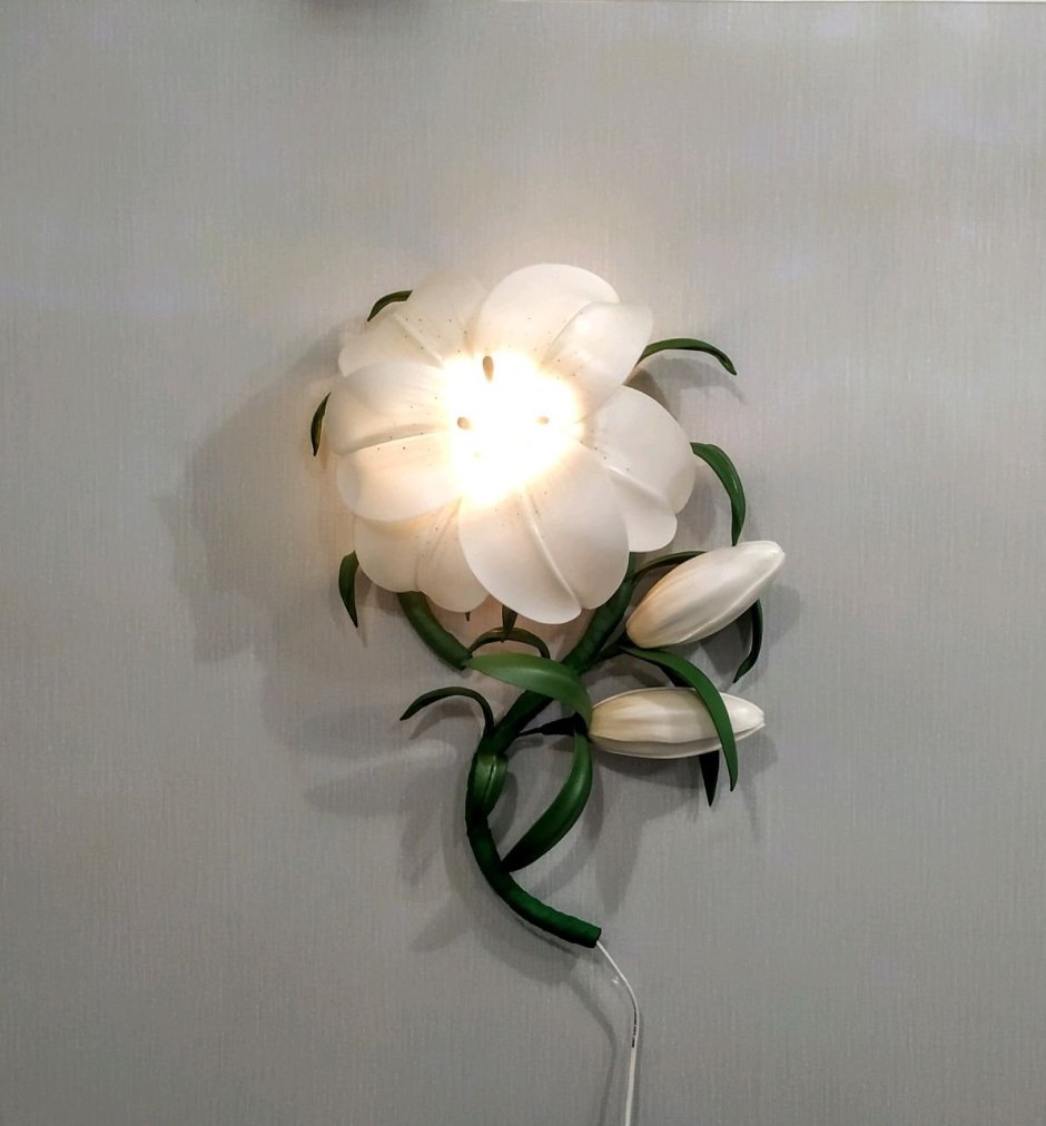 Бра лилии из изолона