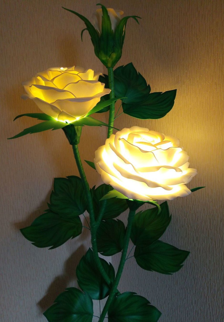 Ростовые цветы светильники