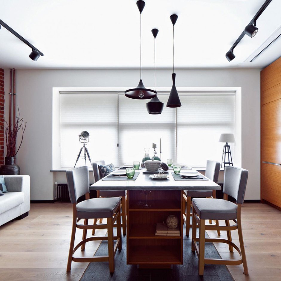 Потолок в интерьере лофт