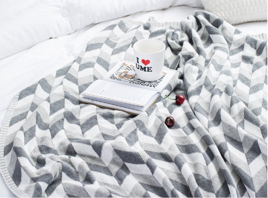 Плед в скандинавском стиле