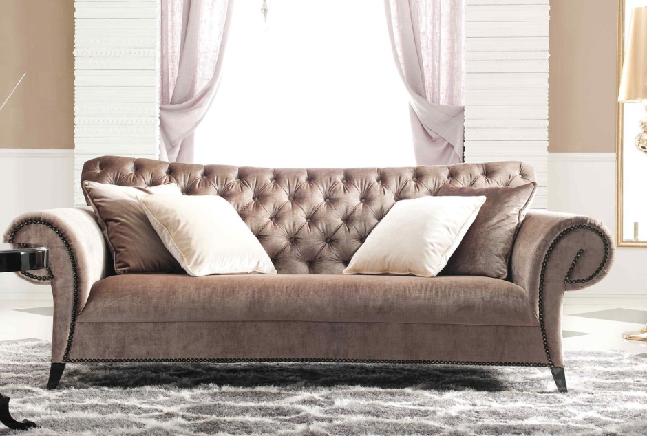 Диван бежевый велюр