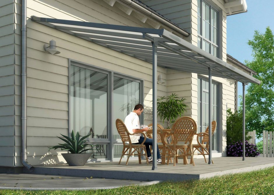 Серый дом с открытой террасой