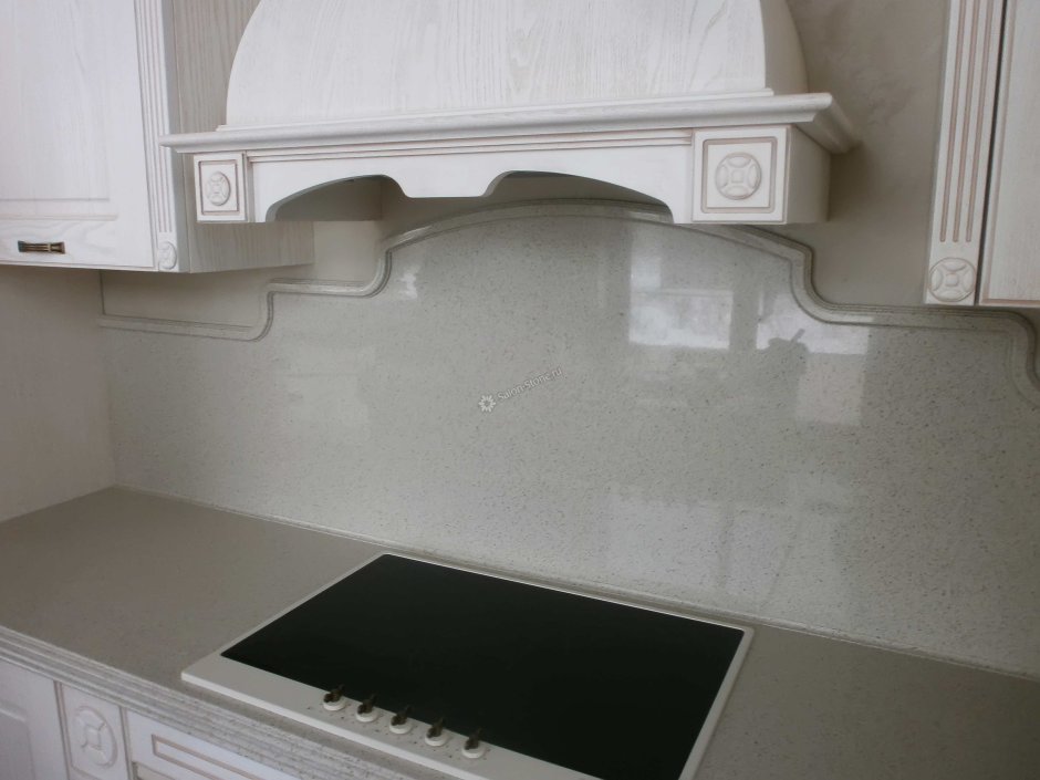 Столешница и фартук из искусственного камня