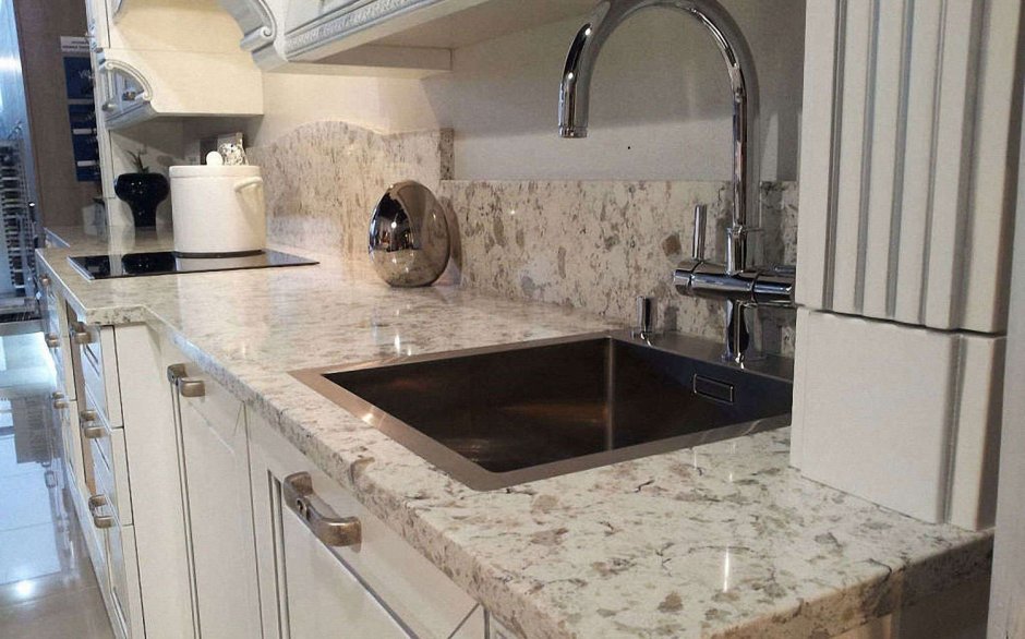 Avant 9017 Бургундия столешница