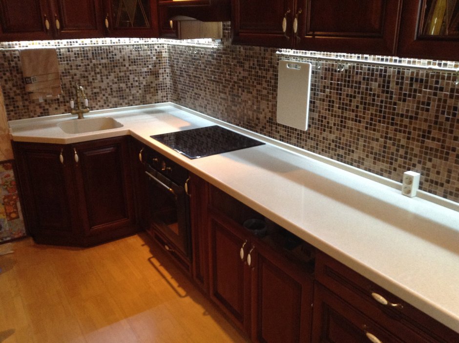 Столешница для кухни из искусственного камня