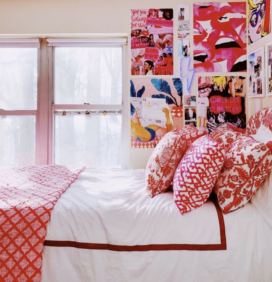 Комната в стиле неон