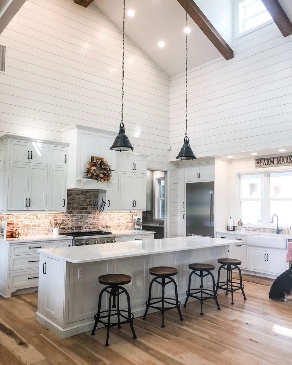 Кухня под вагонку в частном доме