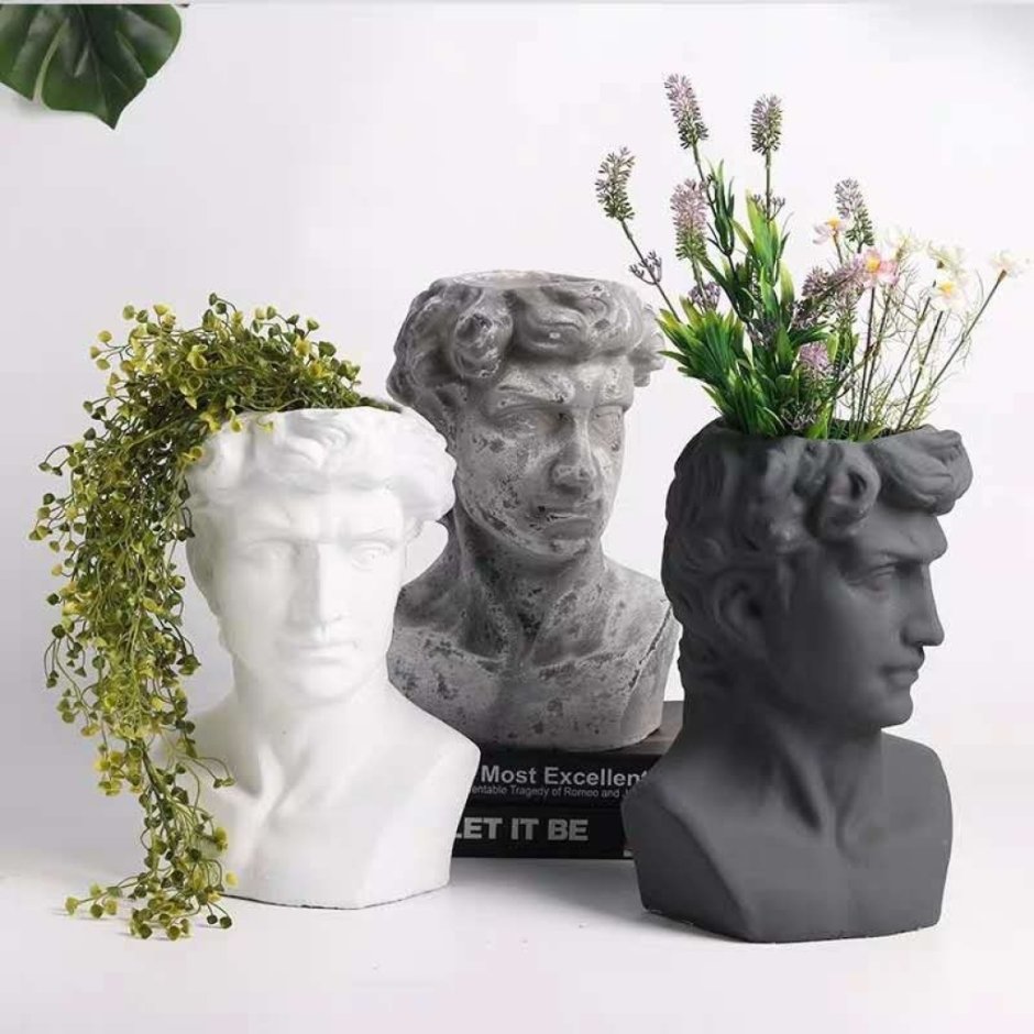 Ваза голова с цветами