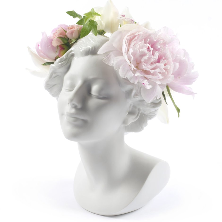 Кашпо девочка с жвачкой