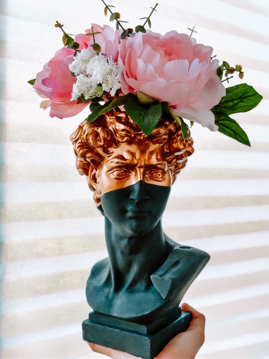 Бюст подставка для украшений