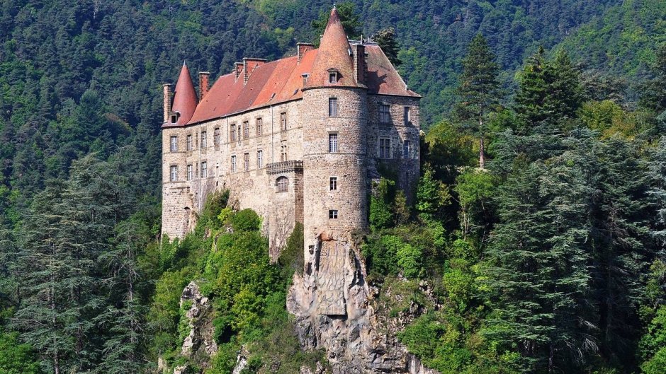 Замок Сешильен Франция