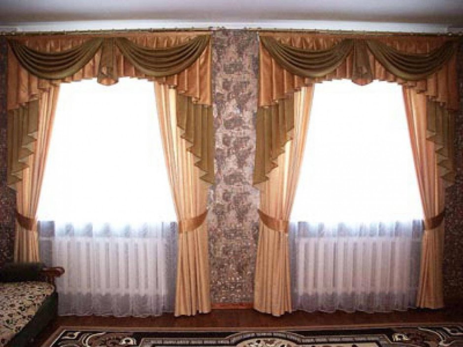 Шторы с ламбрекеном на 2 окна
