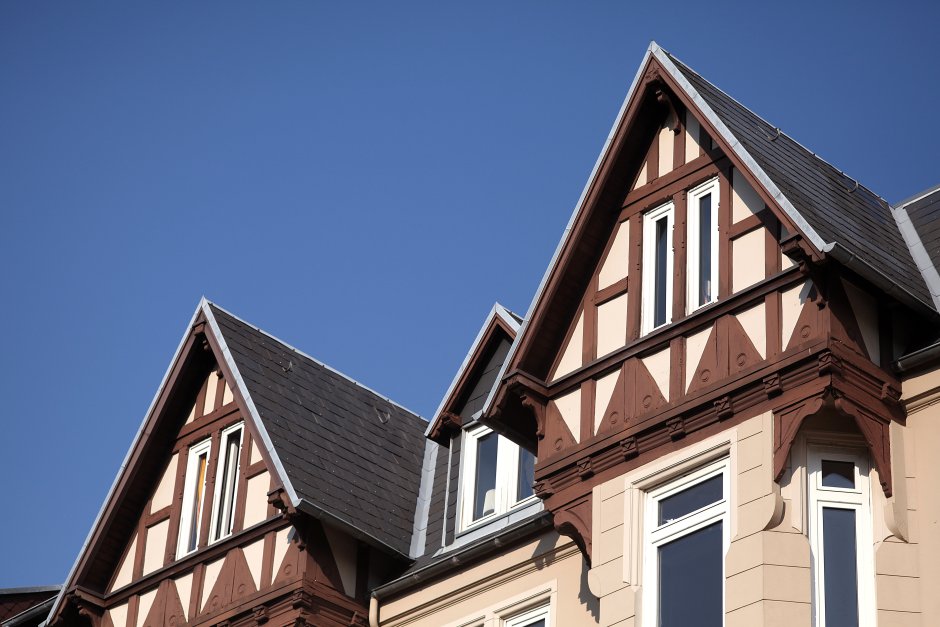 Отделка фасада крыши