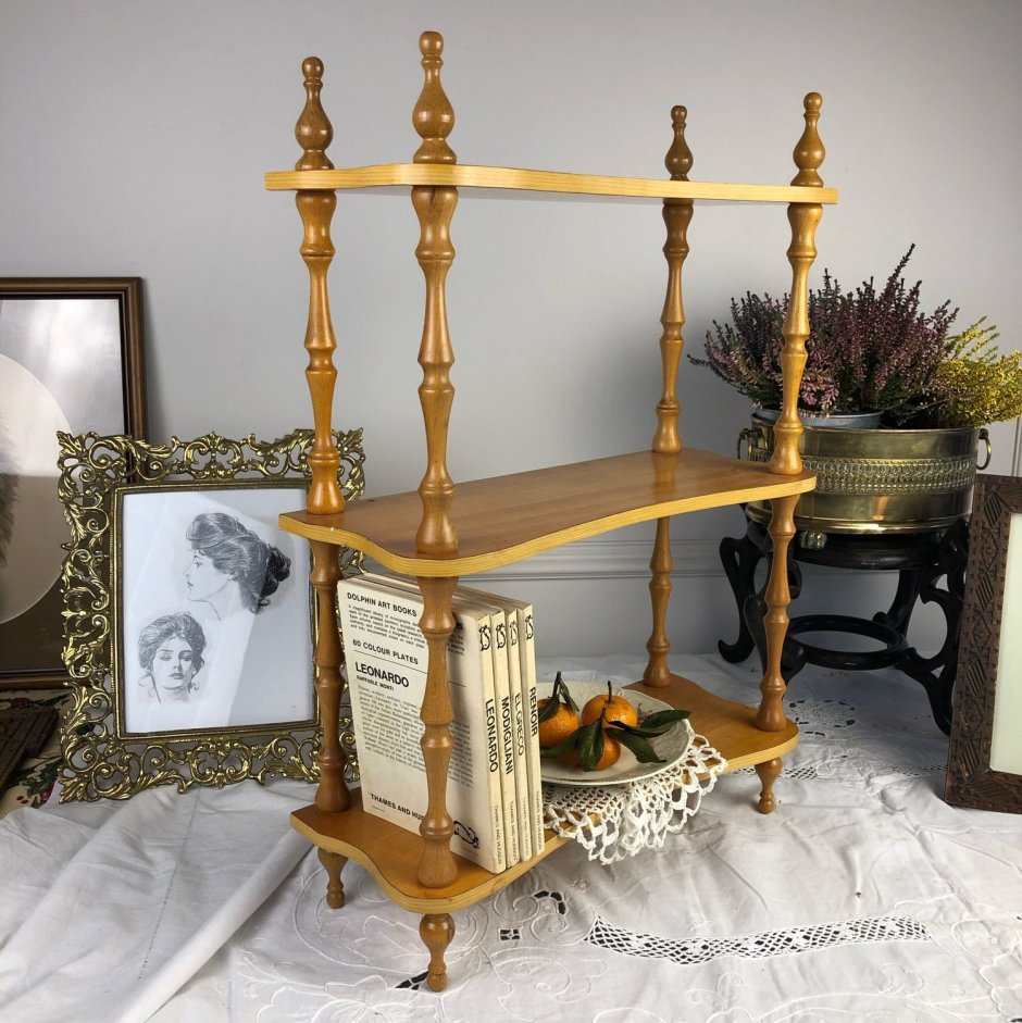 Антикварная Этажерка для нот