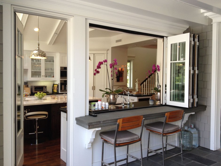 Кухня столовая на веранде