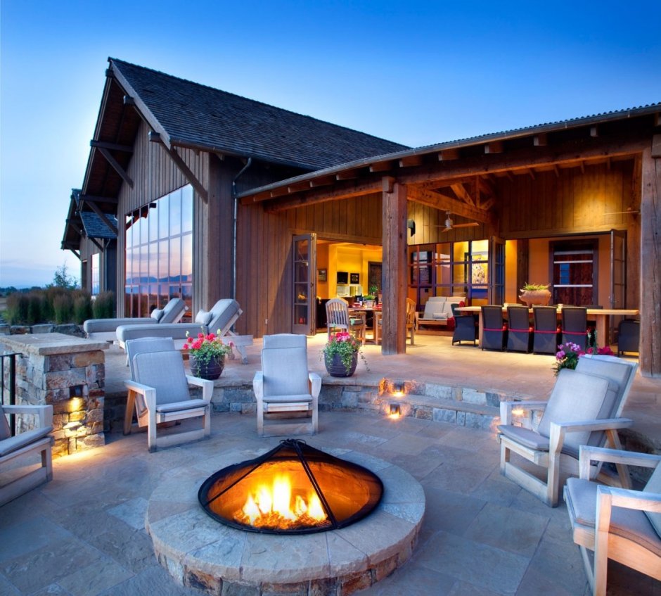 Уютный современный дом