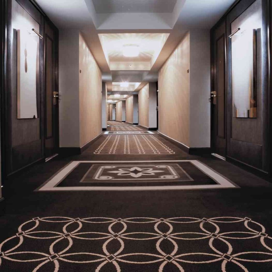 Ковер в холле