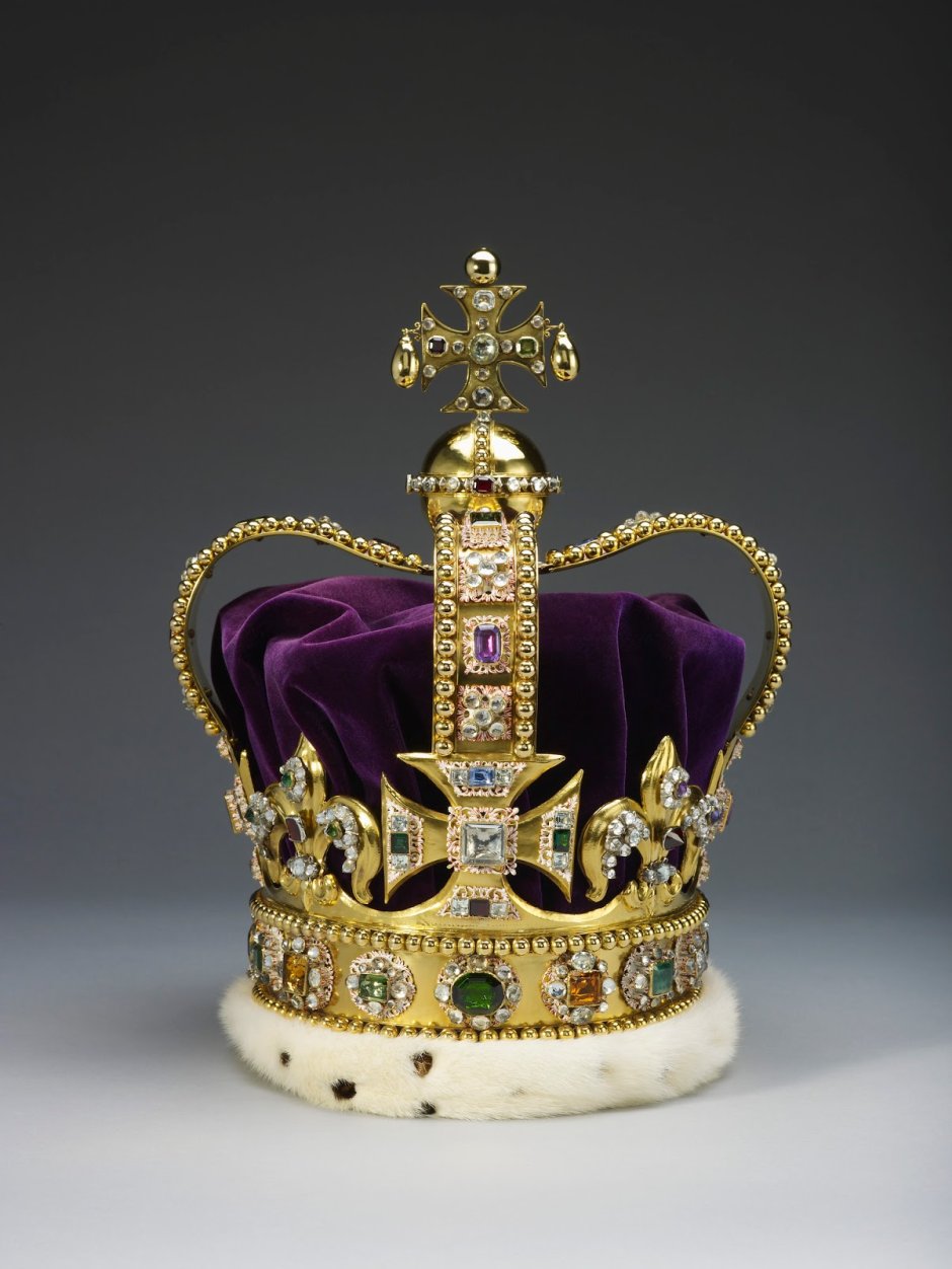 Коронационная корона Елизаветы 2