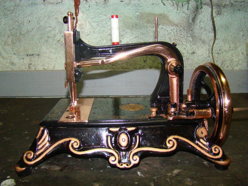 Швейная машинка немецкая Старая