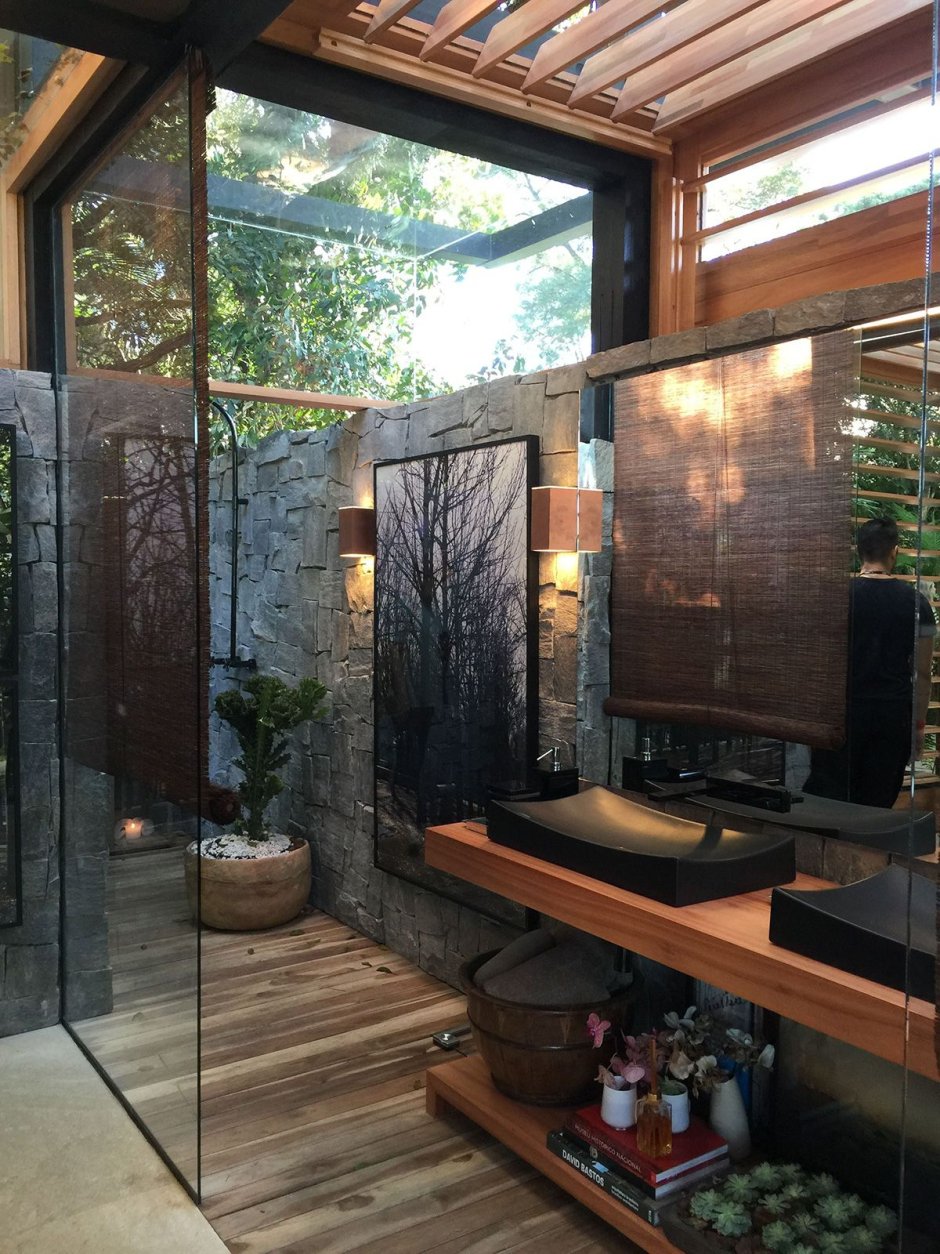 Ванная комната в балийском стиле