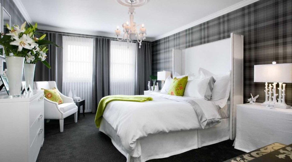 Серые стены в спальне