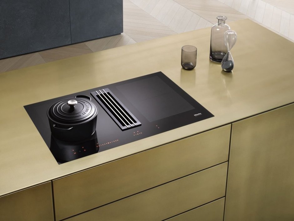 Варочная панель с вытяжкой Miele