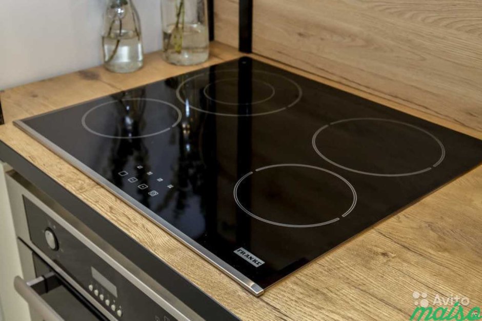 Варочная панель в столешнице