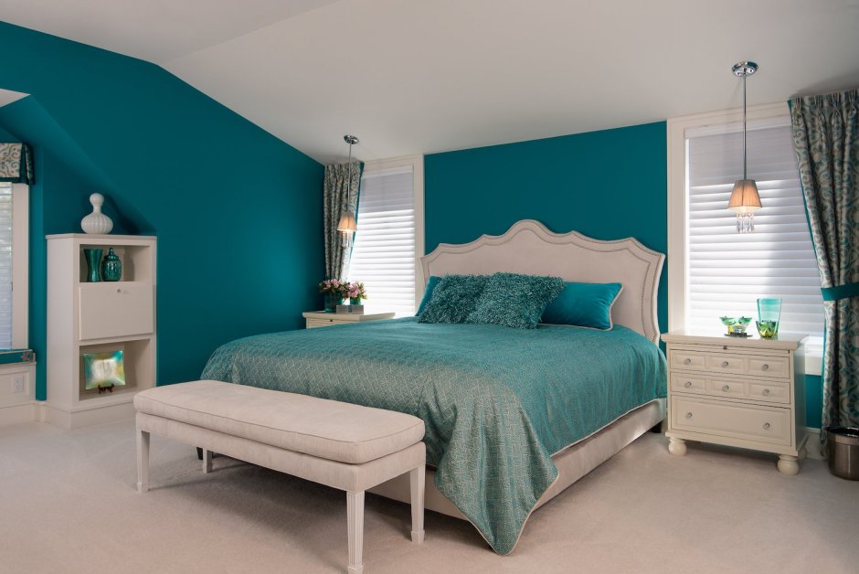 Красивая спальня цвет бирюза