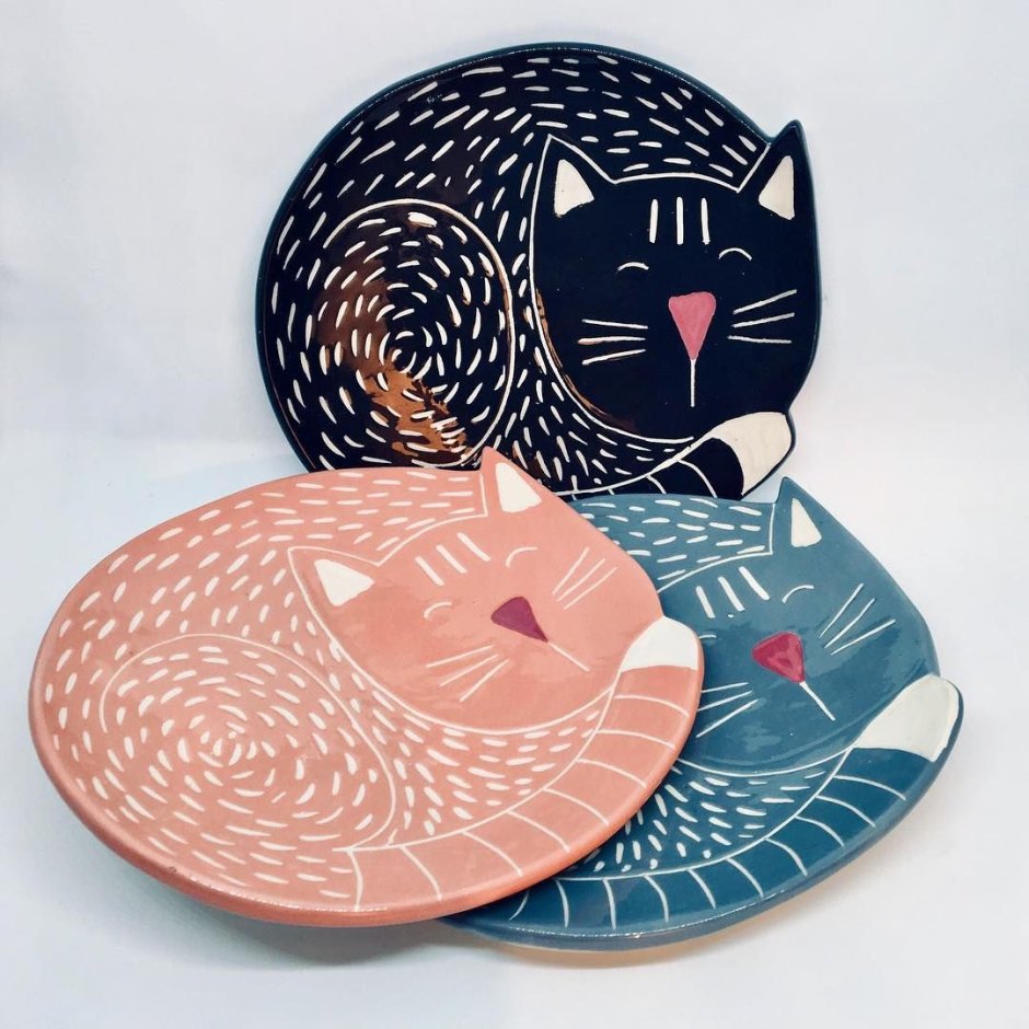 Тарелка в виде котика