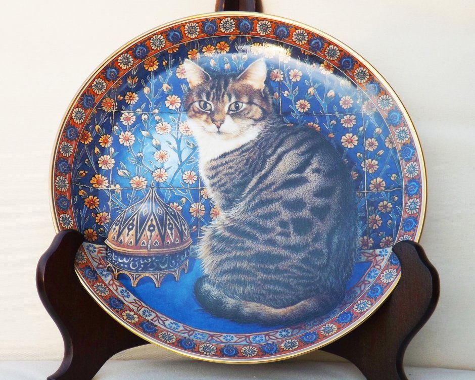 Тарелки в виде котиков