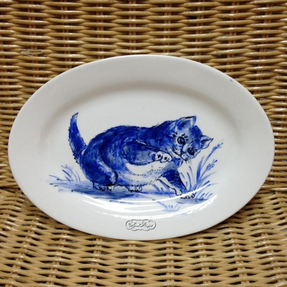 Тарелочки с щенками и котятами