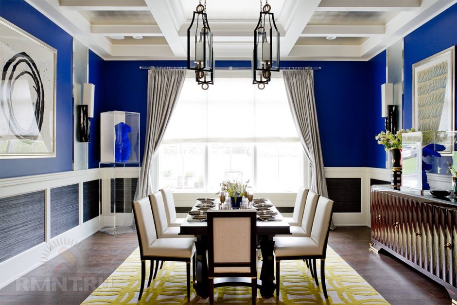 Интерьер столовой в синих цветах