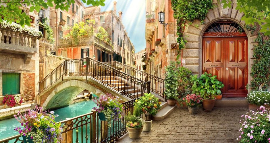 Венеция улочки фрески