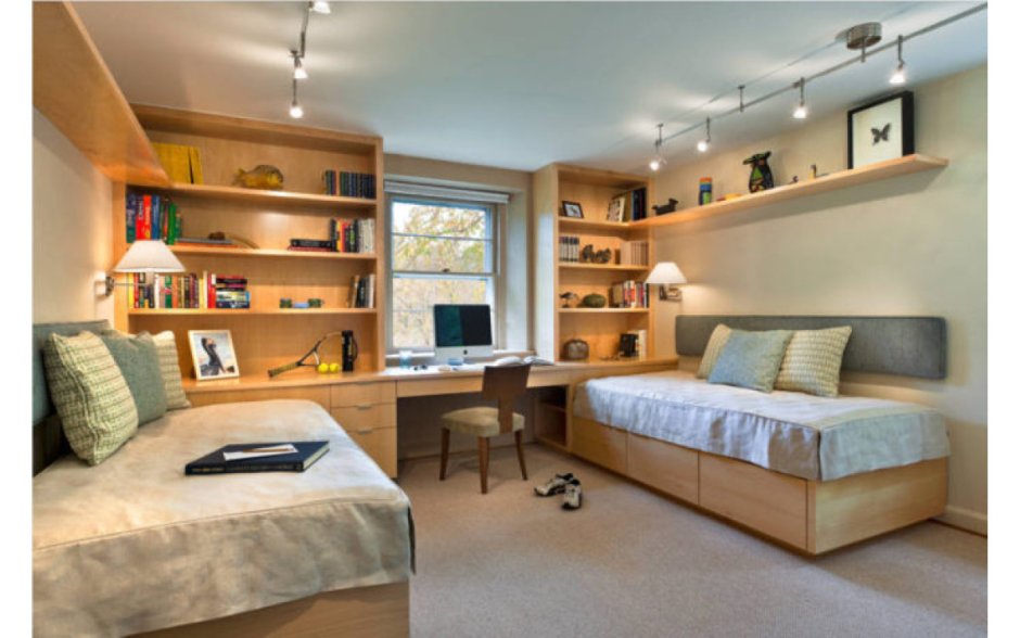 Комната для двух парней